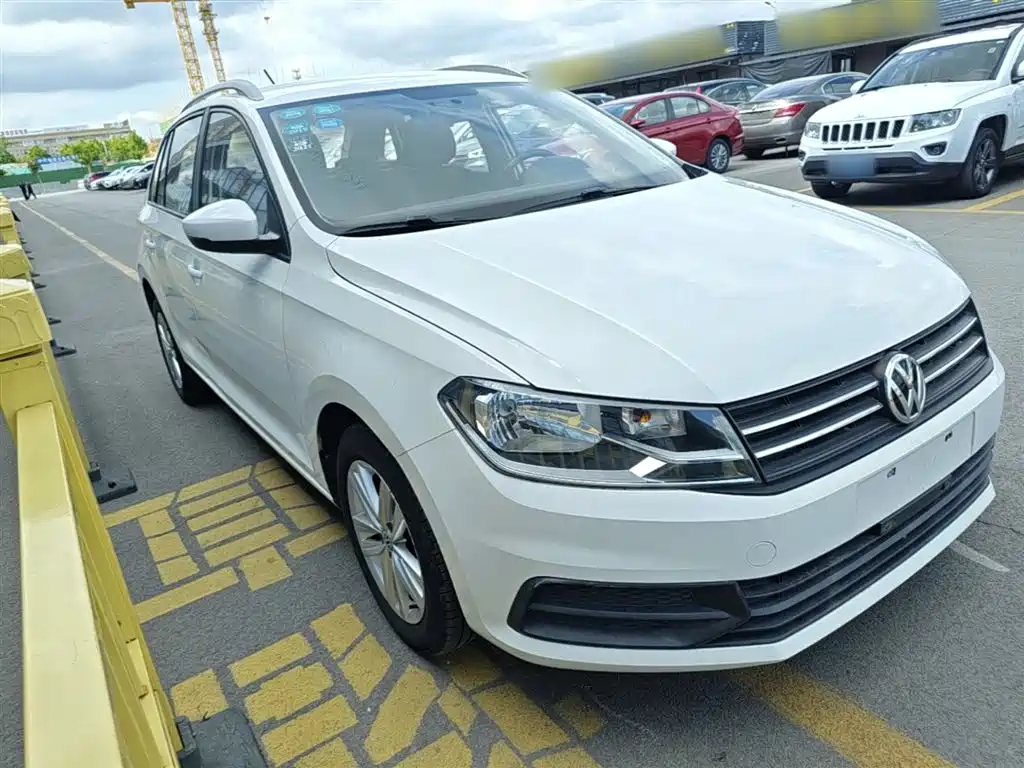 Volkswagen Santana 2017 Gran Santana 1.4L Manual Trendline фото 4