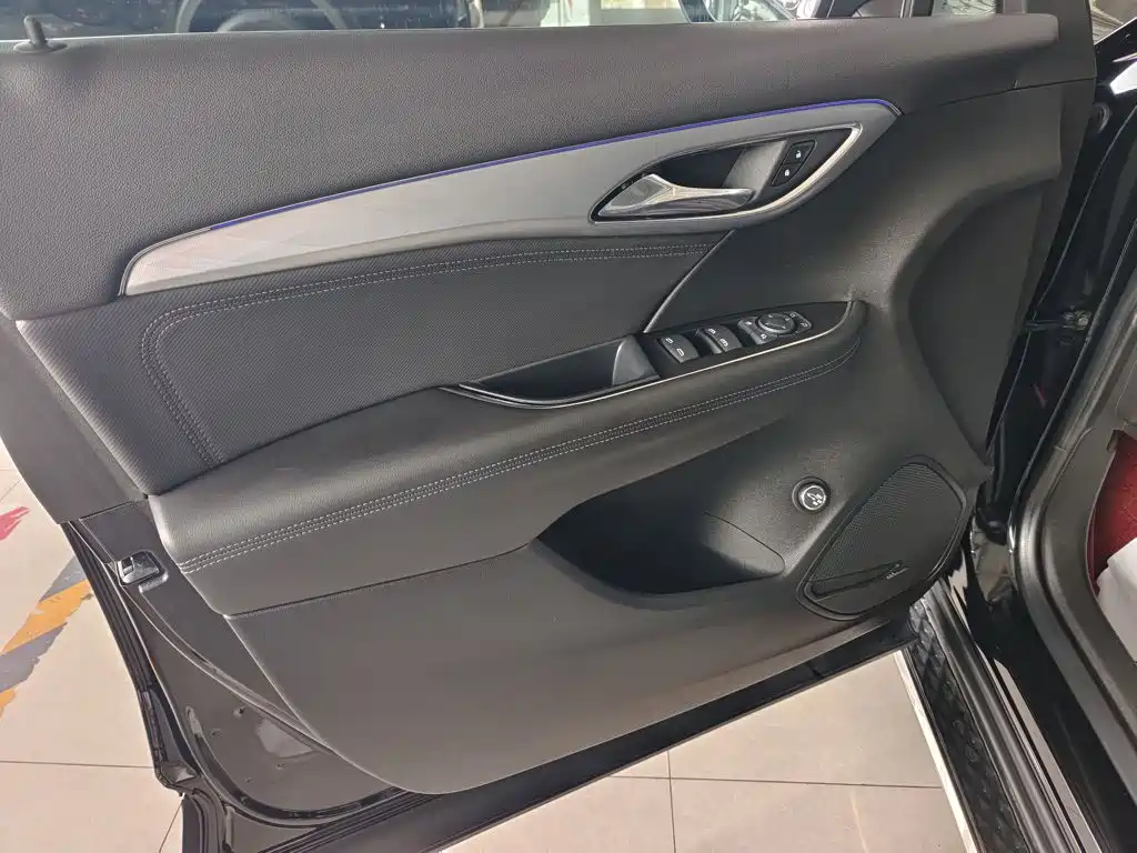 Buick Envision Plus 2024 2025 Enclave Plus 28T 2WD Platinum Edition