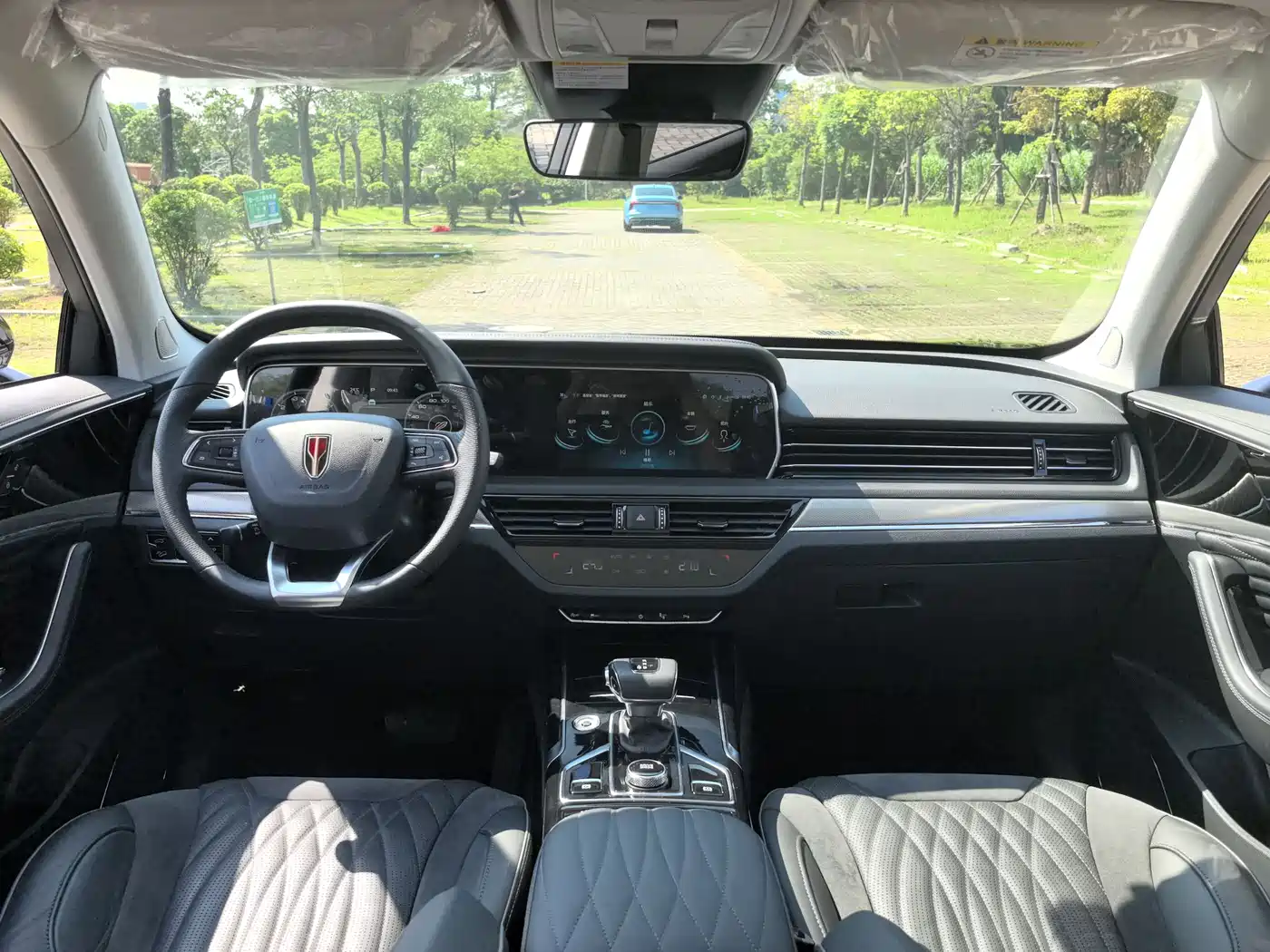 Hongqi HS5 2022 2.0T Smart Connect Premium Edition фото 12