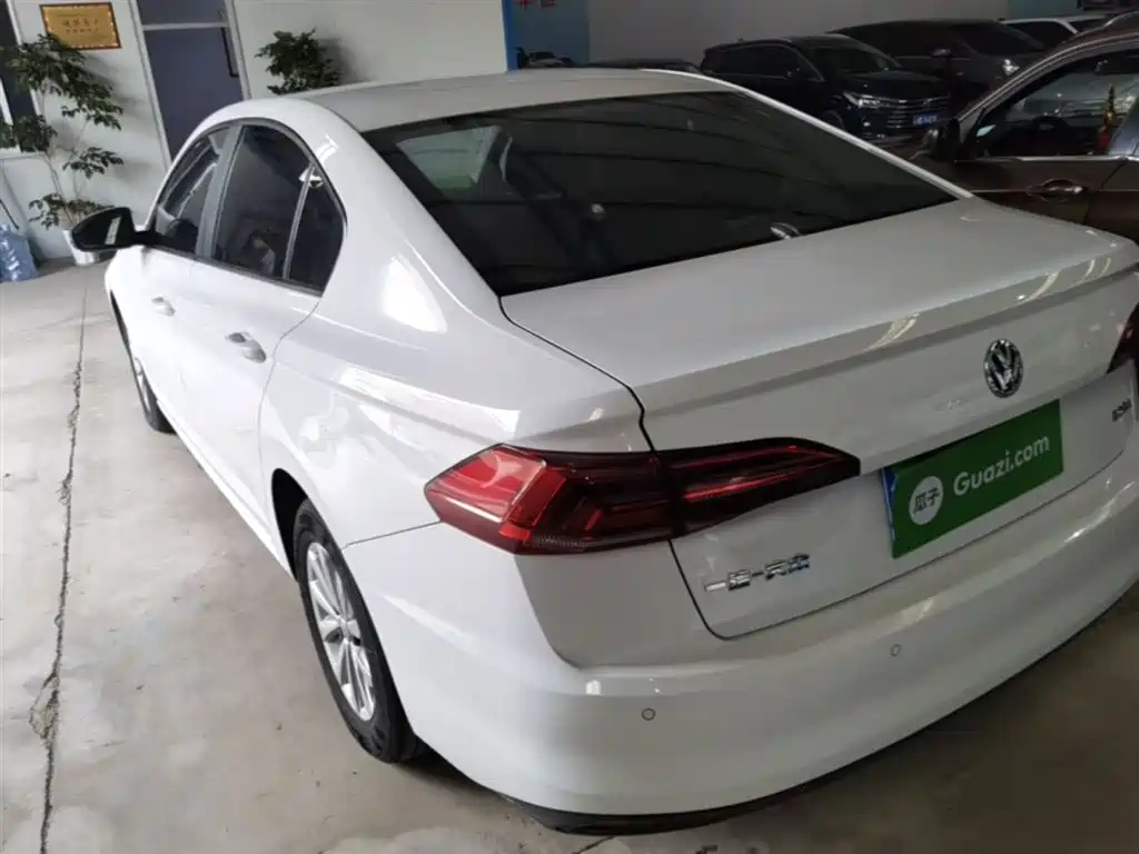 Volkswagen Bora 2019 Facelift 1.5L Manual Fashion China VI фото 5