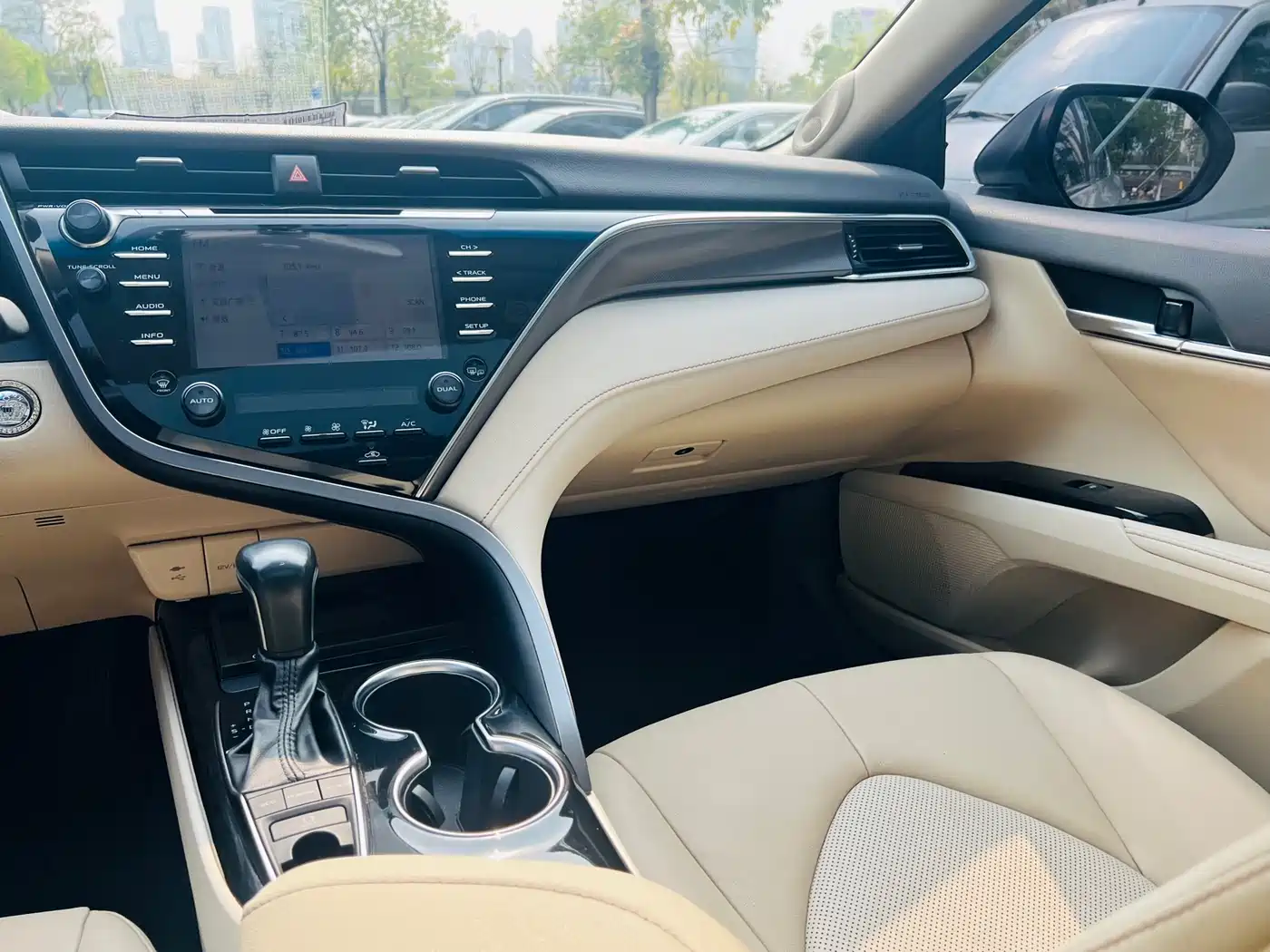 Toyota Camry 2019 2.0E Elite Edition China VI фото 20