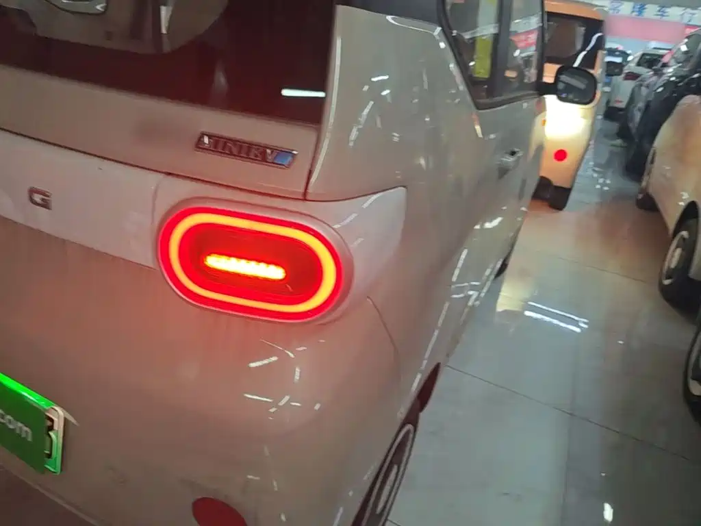 Wuling Motors Hongguang MINIEV 2026 2024 3rd Generation 215km Youth Edition