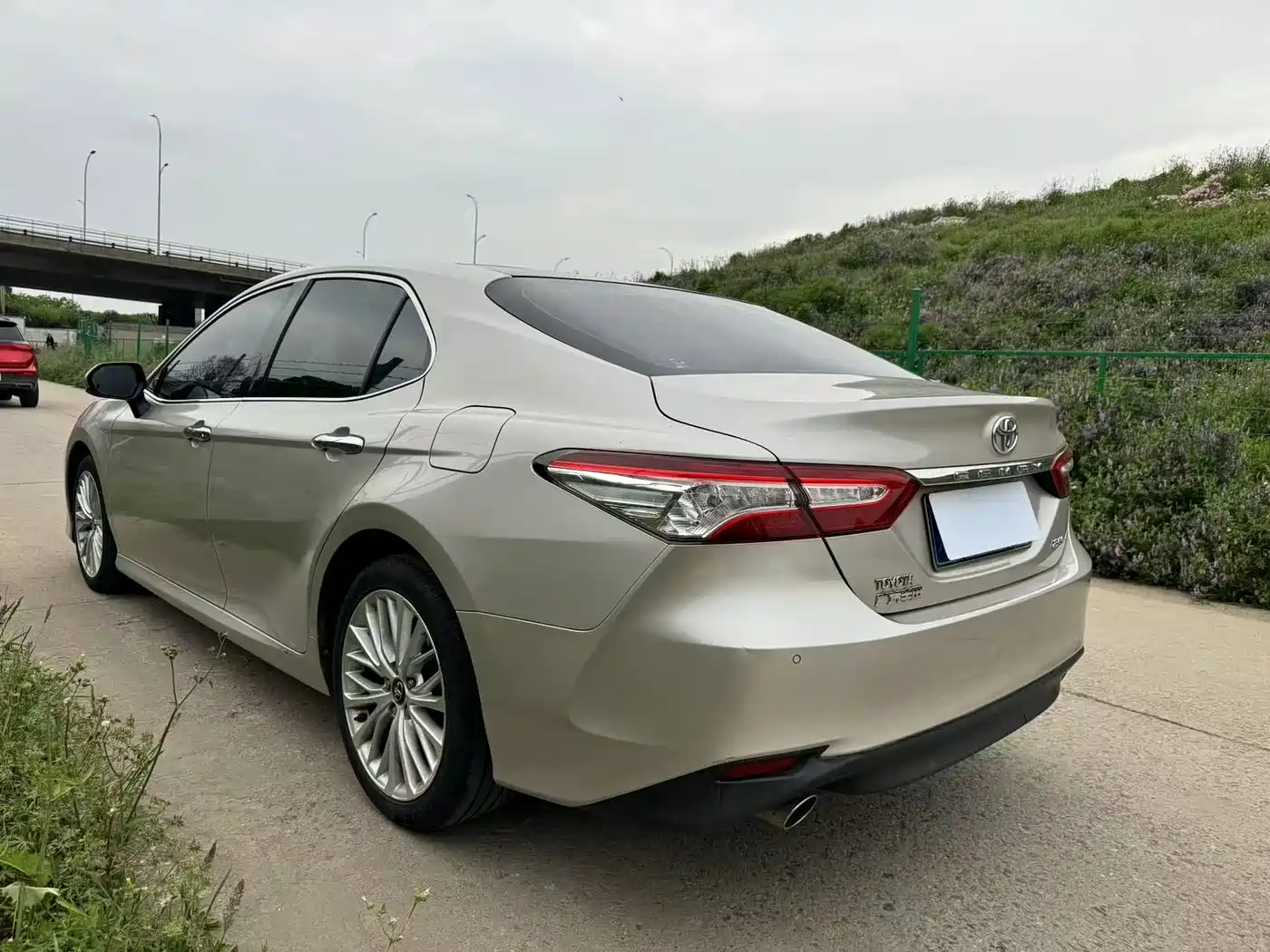 Toyota Camry 2018 2.5G Luxury Edition фото 4
