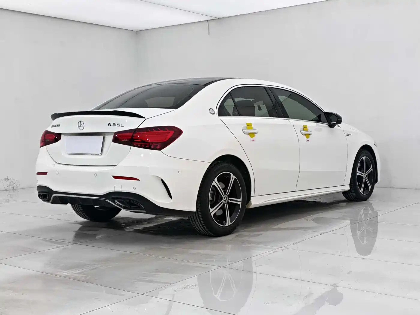 Mercedes-Benz A-Class 2024 A 200 L Fashion Edition фото 4