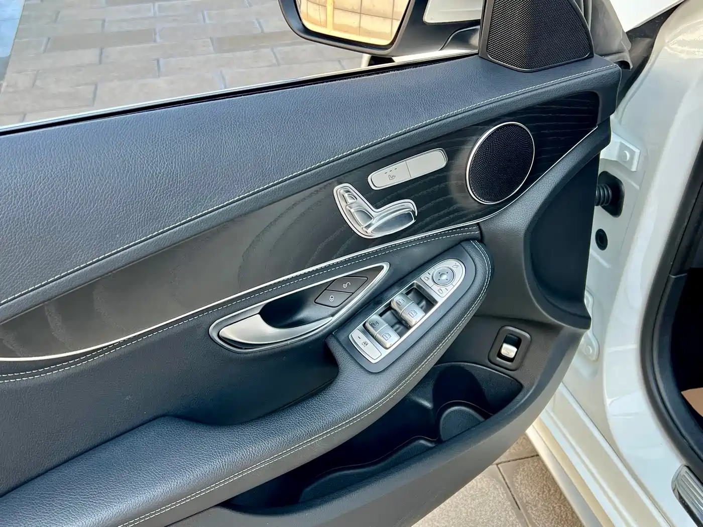Mercedes-Benz C-Class 2017 Facelift C 200 L Sport Edition фото 31