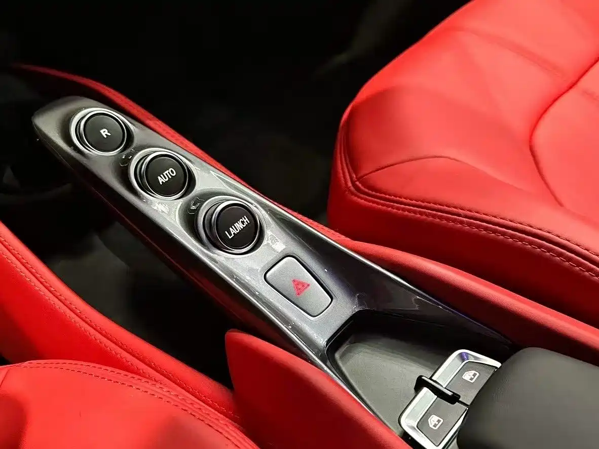Ferrari F8 2023 2019 Tributo 3.9T V8