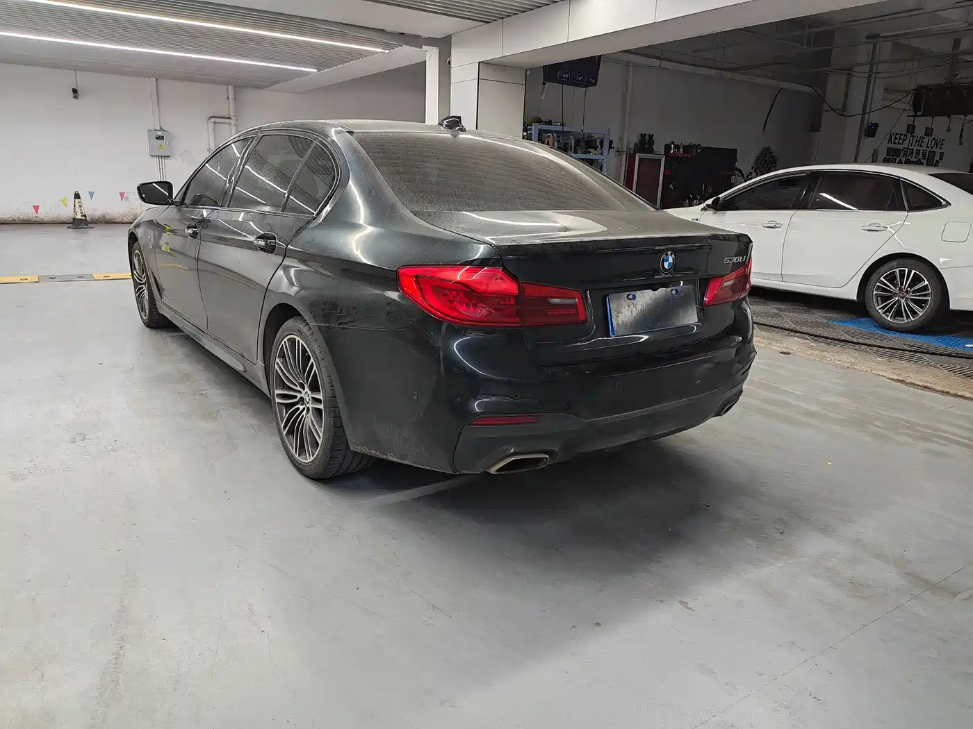 BMW 5 Series 2018 Facelift 530Li Leading M Sport Package фото 15