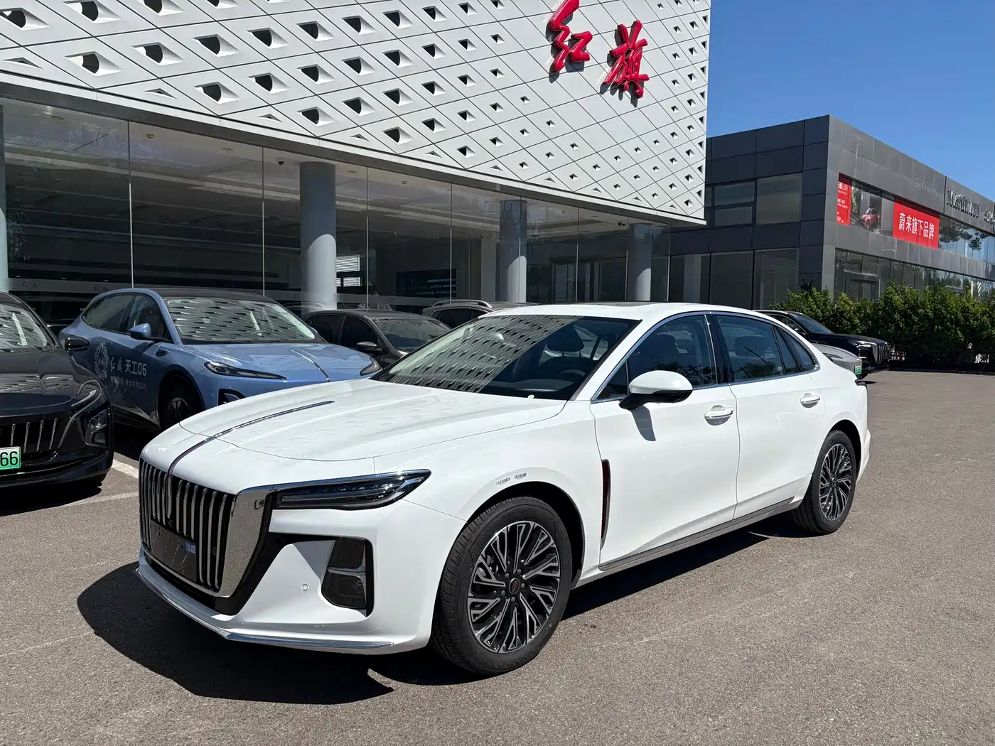 Hongqi H5 2026 2025 2.0T Automatic Flag Celebration 500,000 Units Anniversary Edition