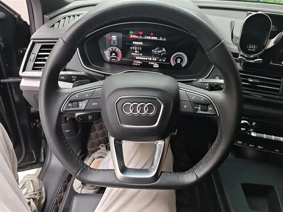 Audi Q5L 2023 40T Luxury Dynamic фото 15