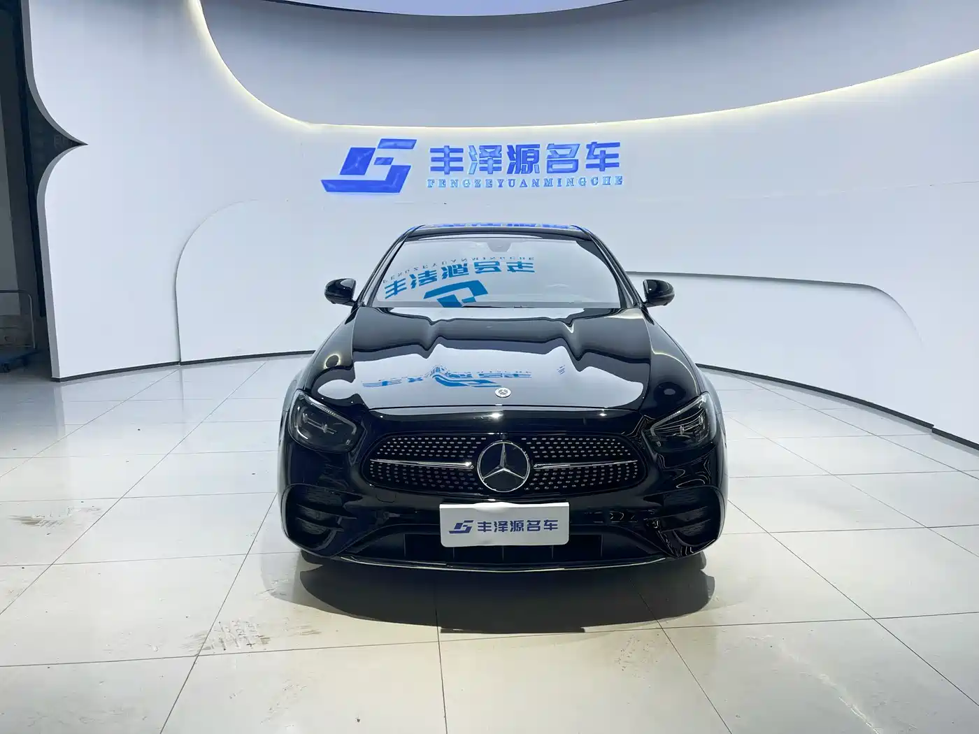 Mercedes-Benz E-Class 2023 E 300 L Sport Fashion фото 4