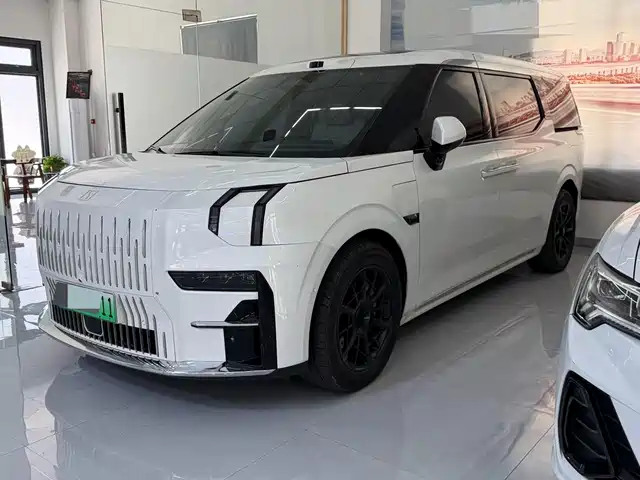 ZEEKR Zeekr 009 2024 6-seat Executive AWD 108kWh