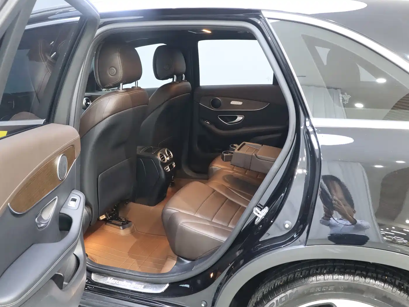 Mercedes-Benz GLC 2022 GLC 300 L 4MATIC Dynamic Collector's Edition фото 16