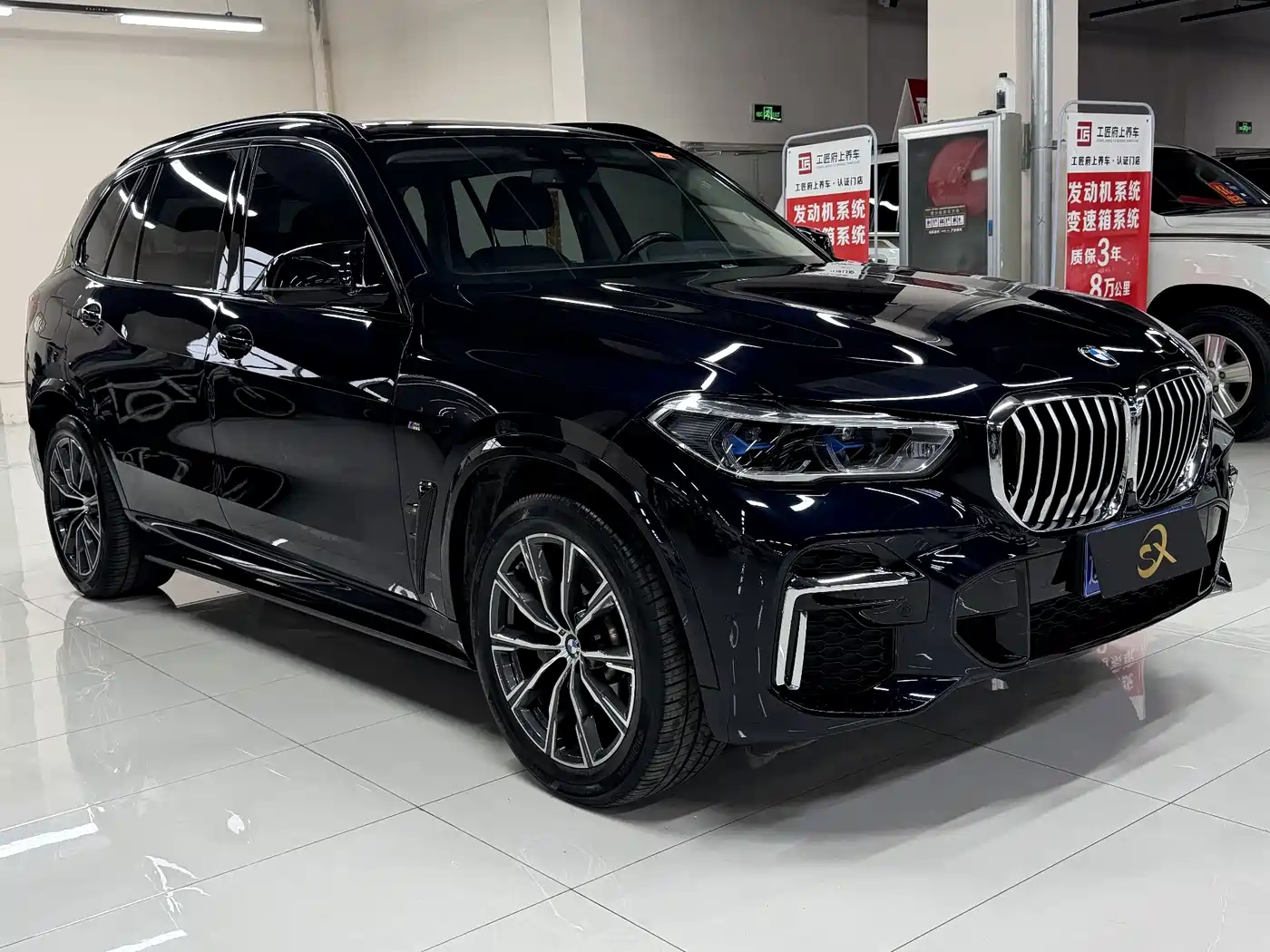 BMW X5 2022 xDrive 30Li Premium M Sport Package фото 3
