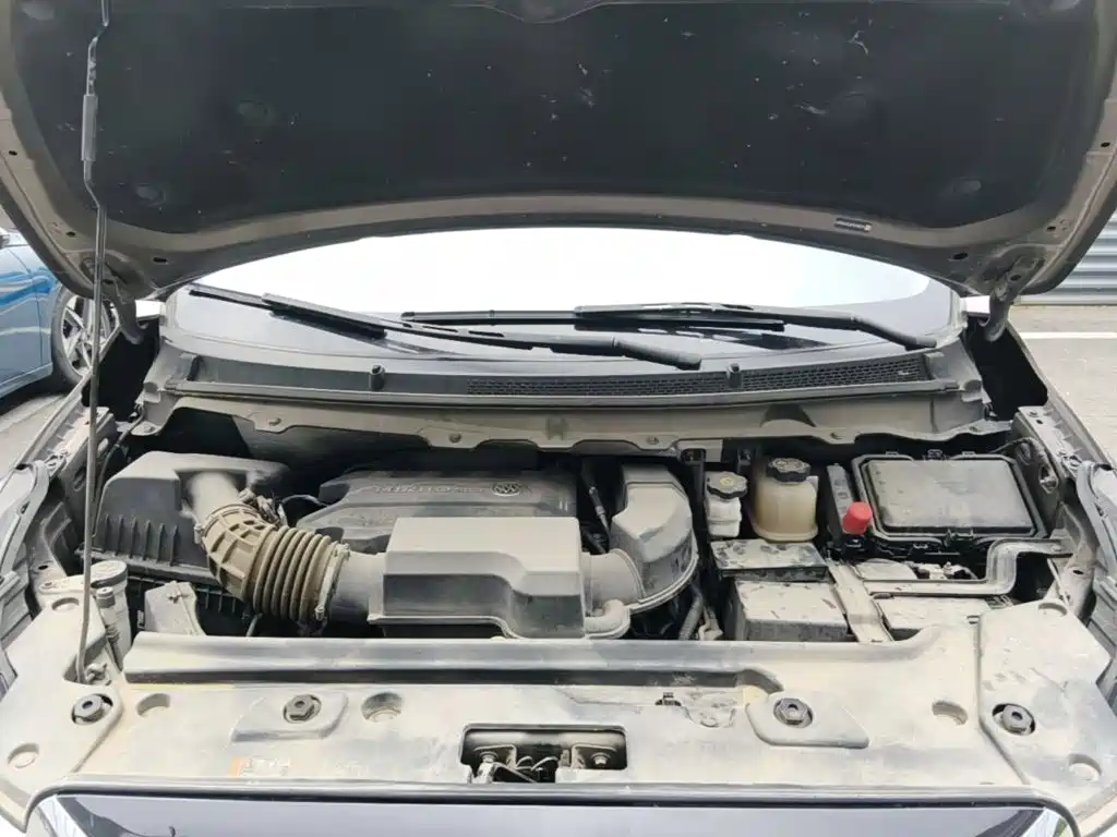 Фото 20 - Buick GL8