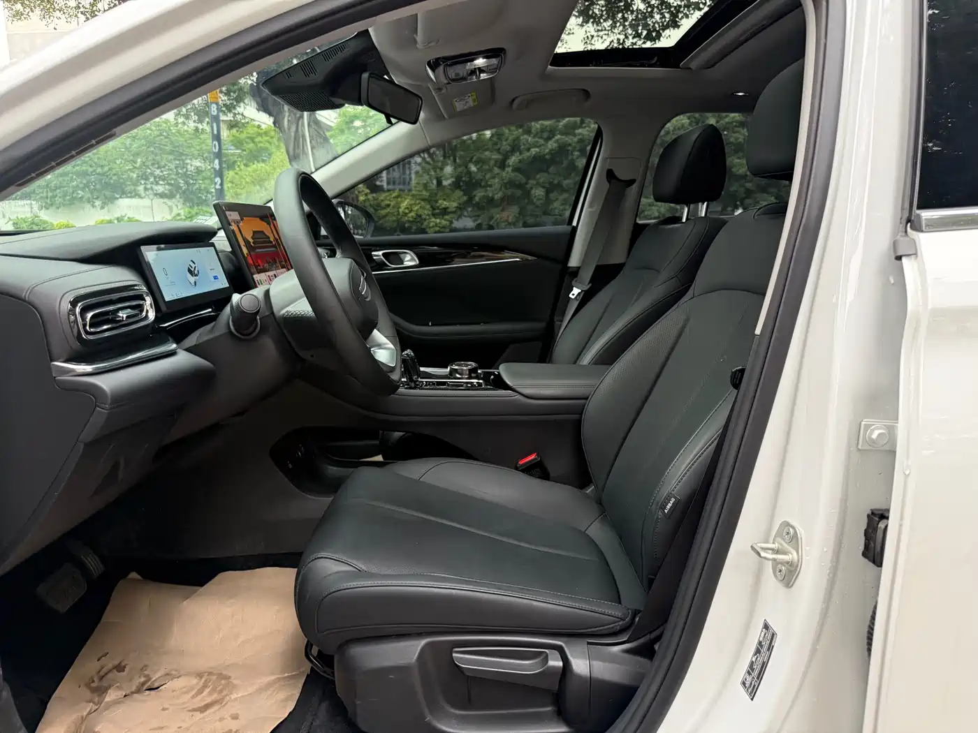 Geely Emgrand 2026 Model Fifth Generation 1.5T Light Chaser Edition фото 10