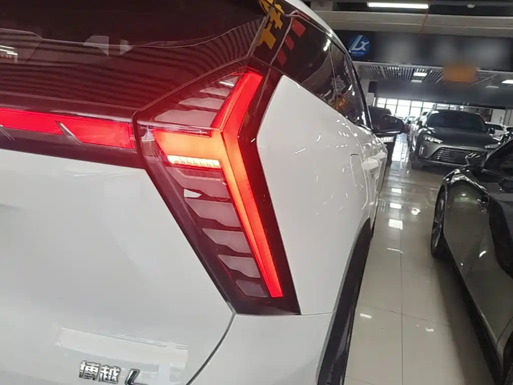Geely Boyue L 2023 2023 1.5TD DCT Premium