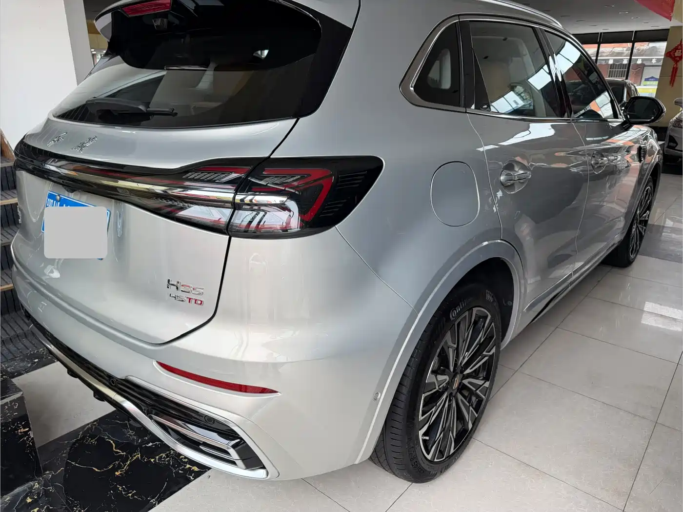 Hongqi HS5 2023 2.0T 4WD Flag Leader Pro фото 11