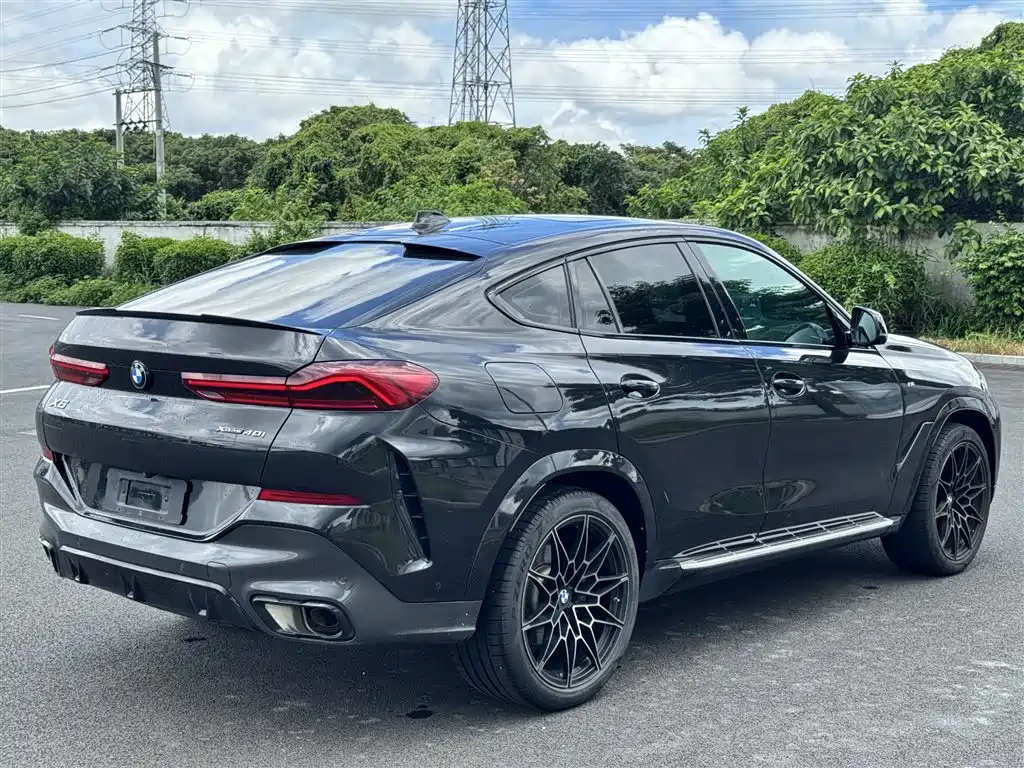 BMW X6 2023 2022 Facelift xDrive30i M Sport Package