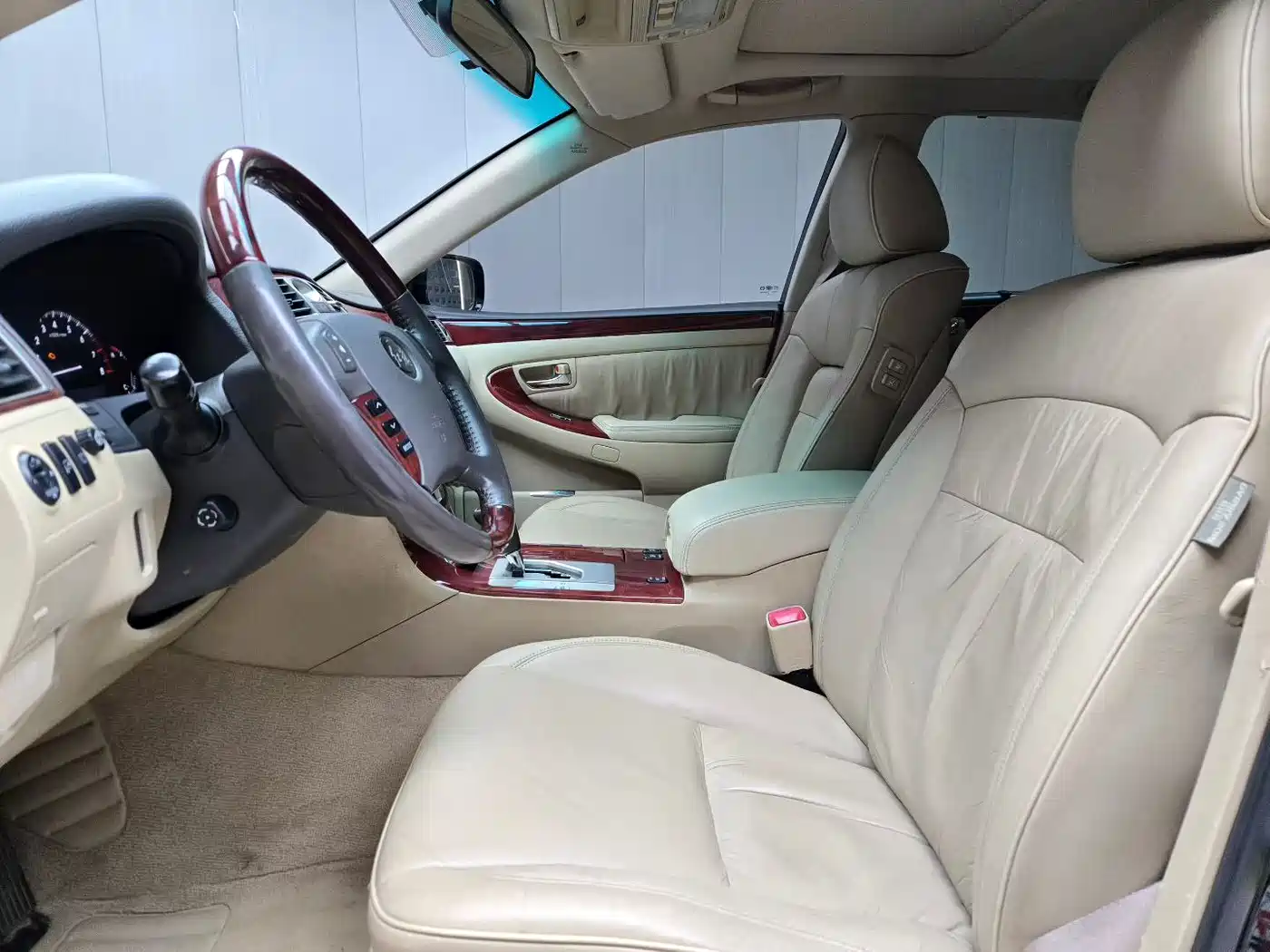 Hongqi Hongqi盛世 2007 HQ300 Government Edition фото 4