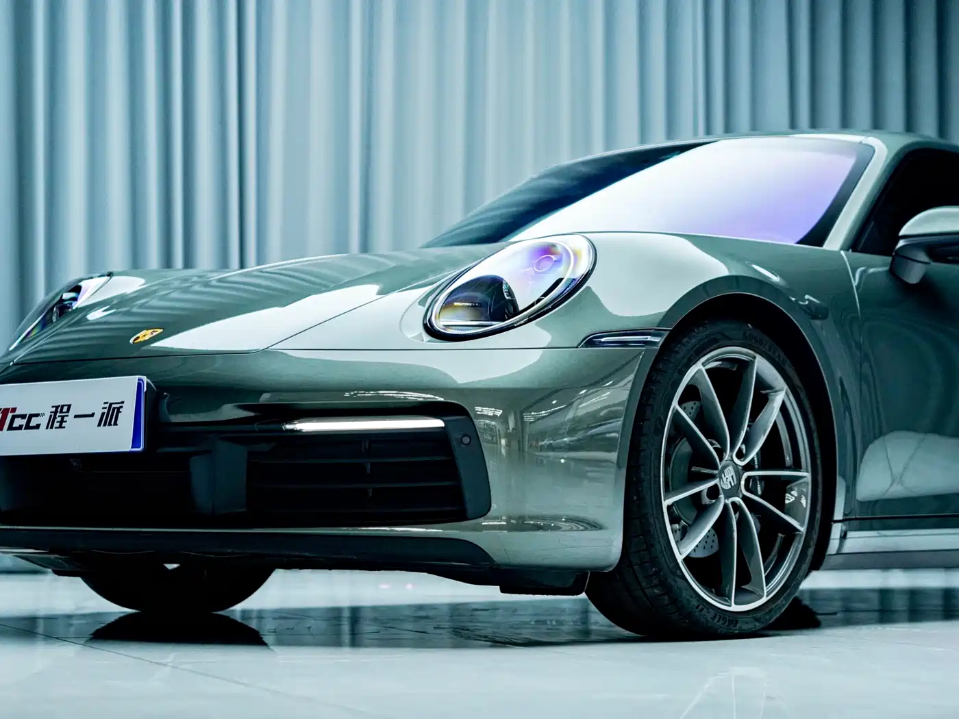 Porsche 911 2023 Carrera 3.0T фото 18