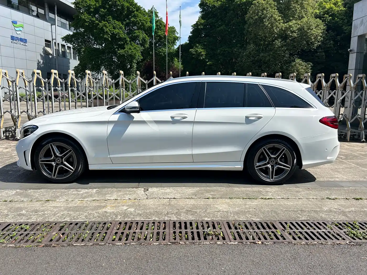 Mercedes-Benz C-Class (Import) 2020 Facelift C 260 Station Wagon фото 3