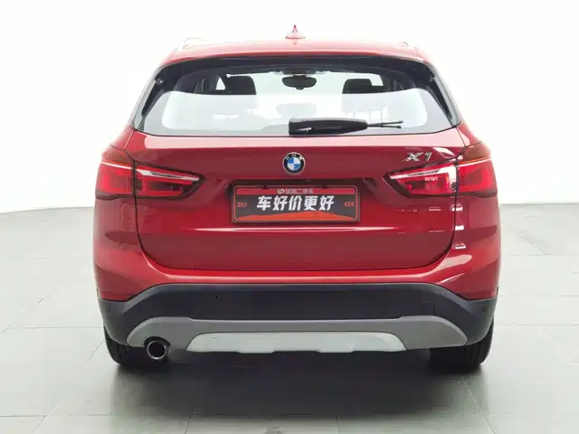 BMW X1 2018 sDrive18Li Premium Model — фото 4