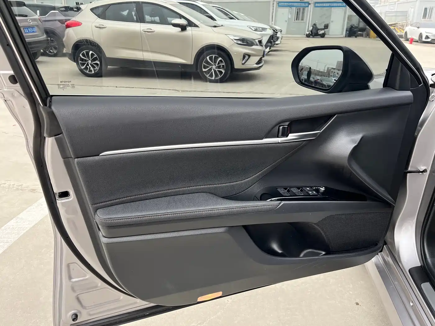 Toyota Camry 2023 2021 2.5G Luxury Edition