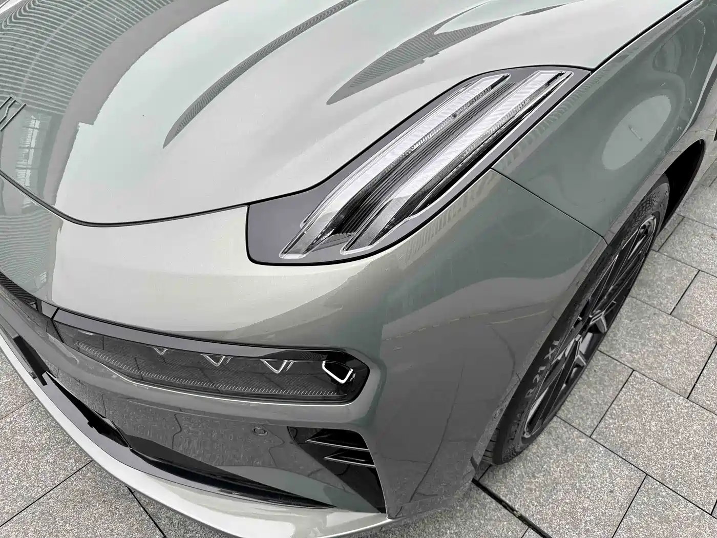 ZEEKR EXTREME KRYPTON 001