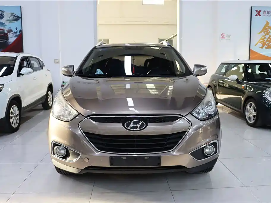 Hyundai Beijing Hyundai ix35 2013 2.0L Automatic 2WD Smart GLS China V фото 2