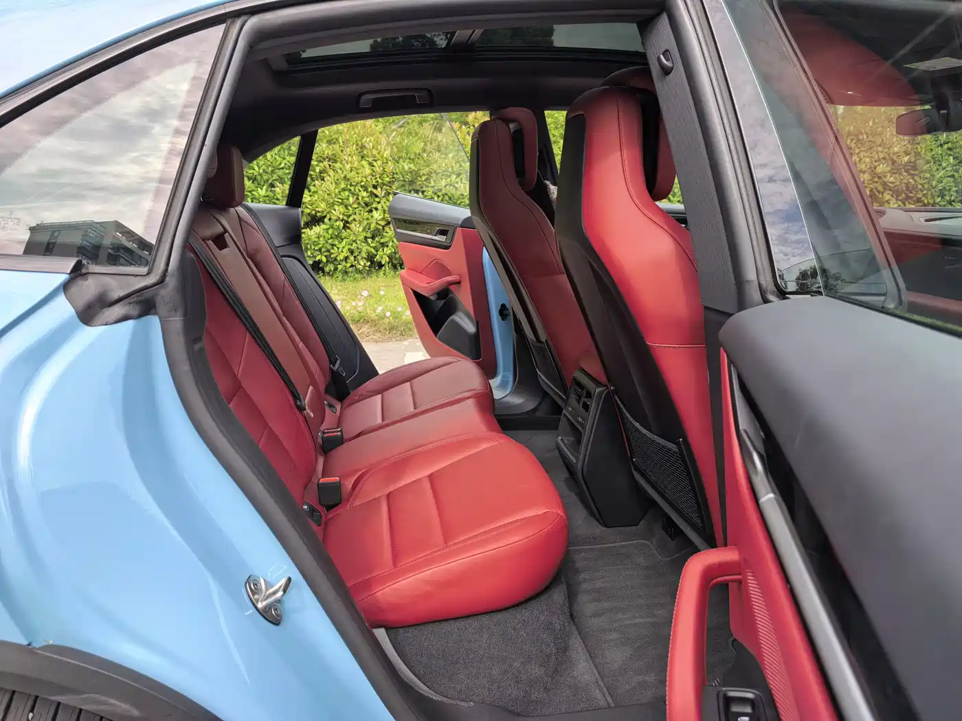 Porsche Macan EV 2024 Macan Long Range фото 11