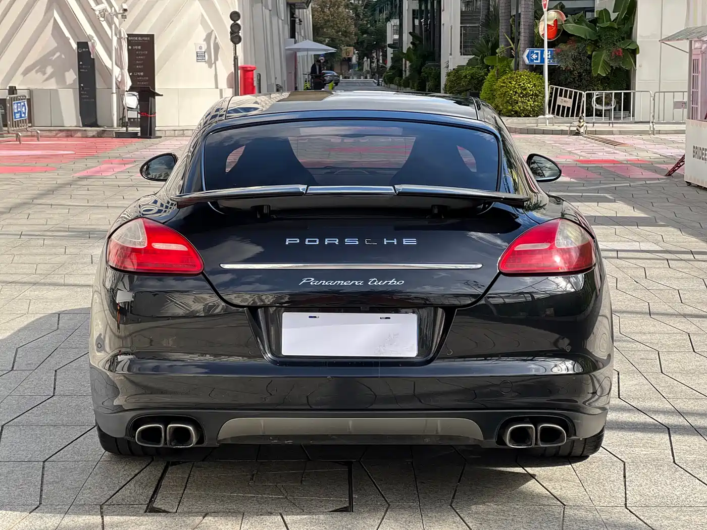 Porsche Panamera 2010 Porsche Panamera Turbo 4.8T фото 5