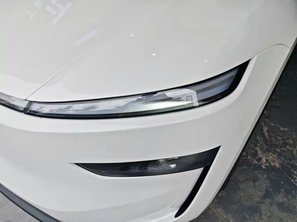 Tesla Model Y L 2026 2025 Facelift Long Range AWD