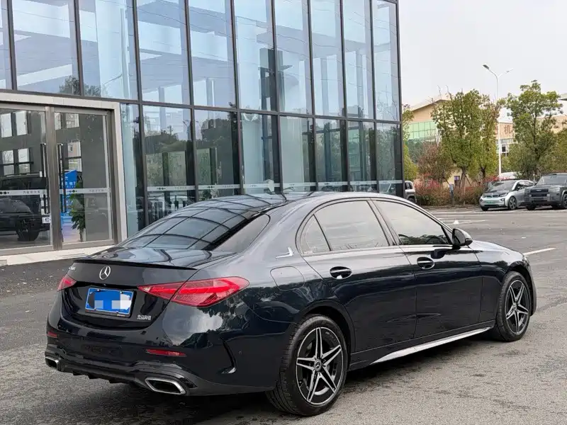 Mercedes-Benz C-Class 2023 C 260 L Night Edition Sport фото 16