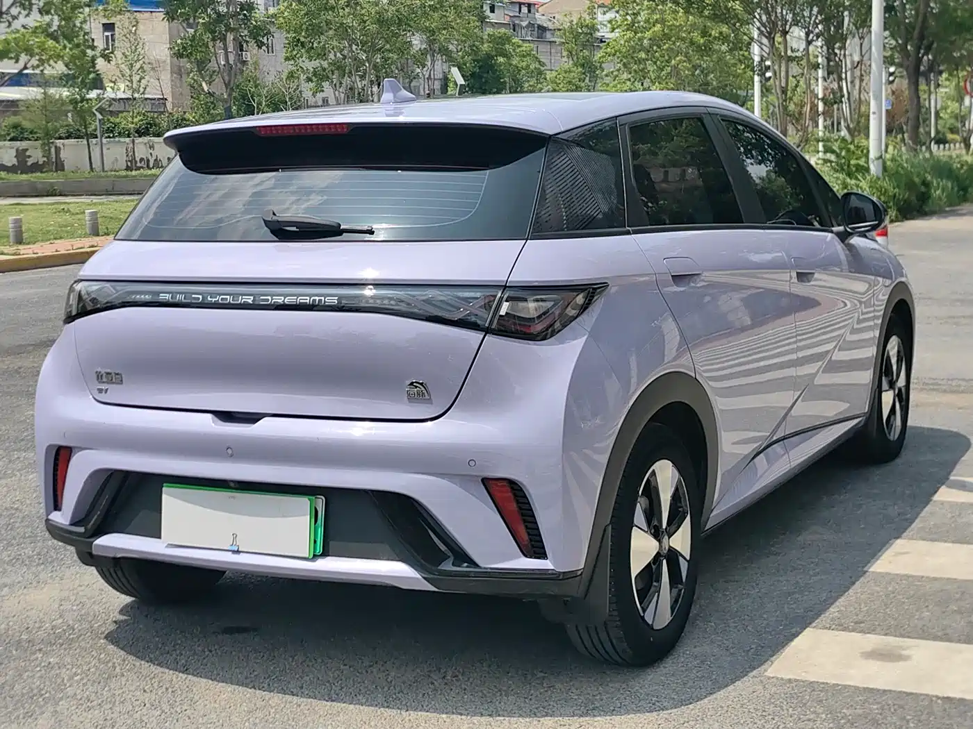 BYD Dolphin 2023 420km Fashion Edition фото 7