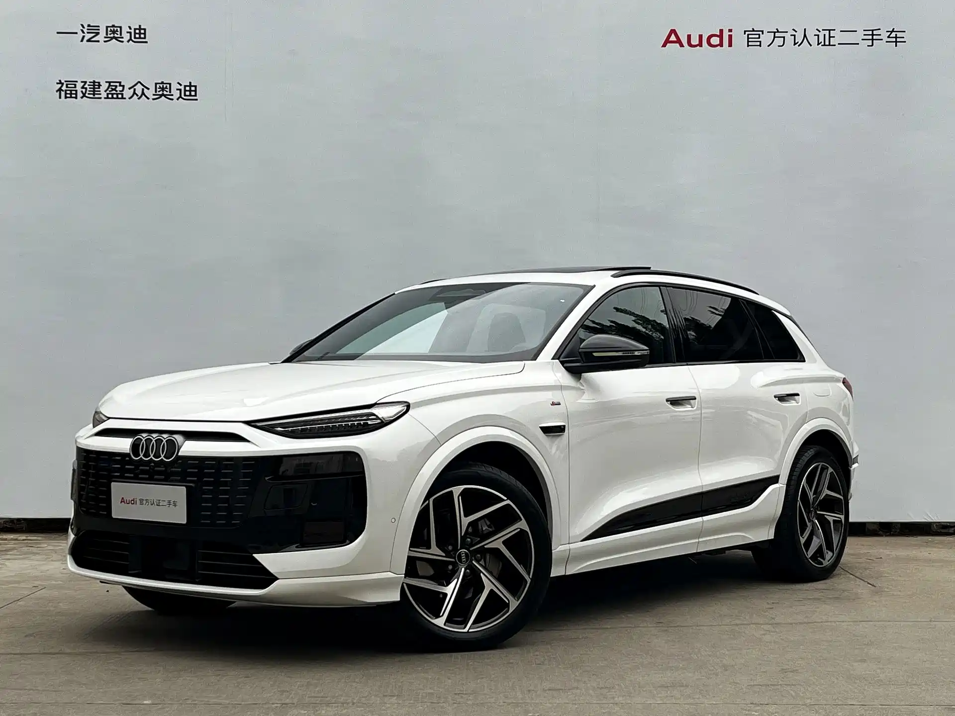 Фото 1 - Audi Q6L e-tron