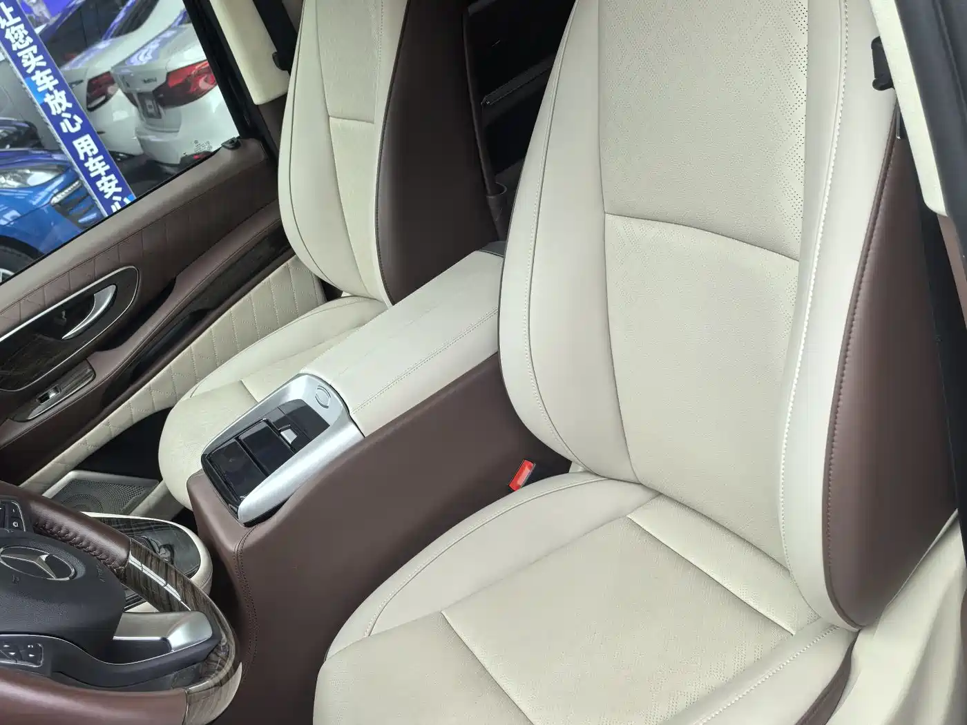 Mercedes-Benz Vito 2020 2.0T Business Edition (7-seater) фото 18