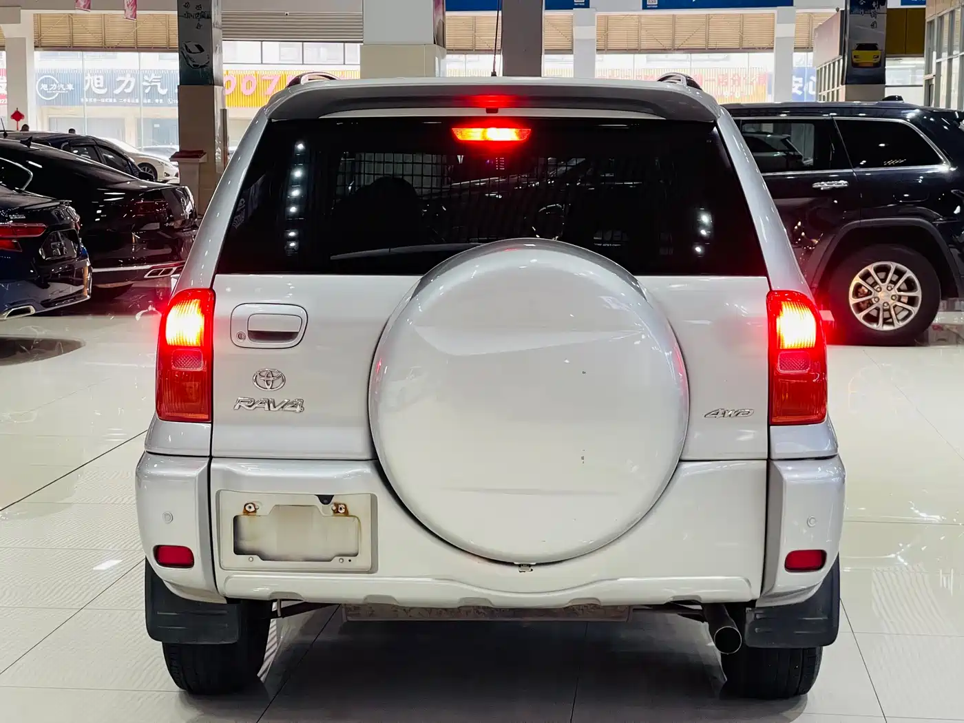 Toyota RAV4 (Import) 2004 2004 Model 2.0 5-Door
