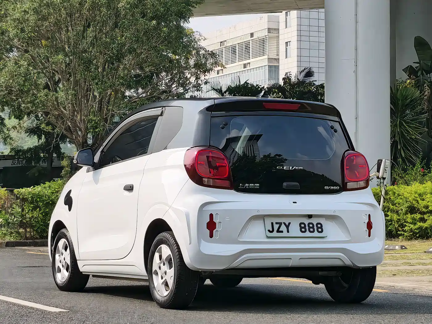 Roewe Clever 2021 2021 302km Excellence Edition