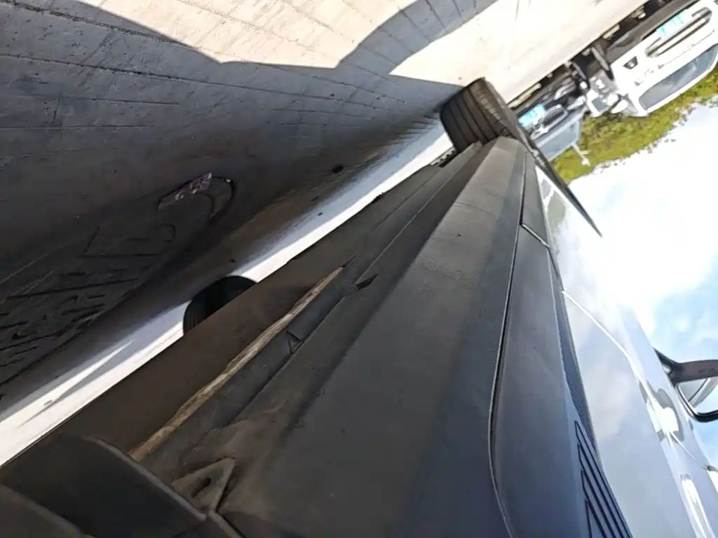 Фото 22 - Geely Geometry E Firefly