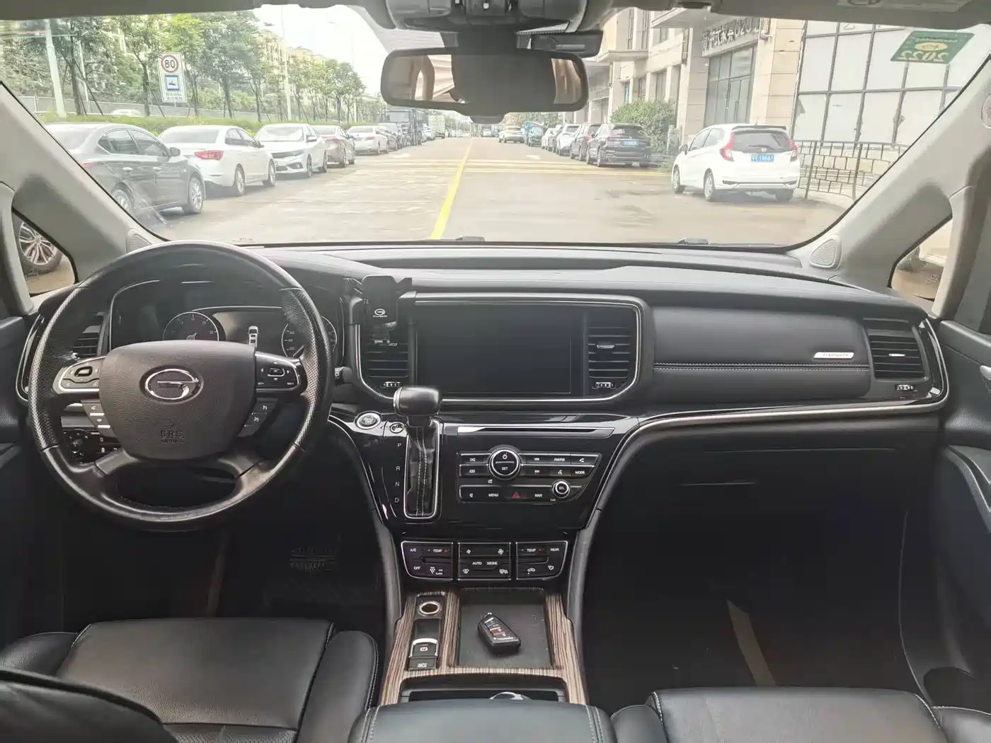 GAC Trumpchi Trumpchi M8 2020 Pilot 390T Prestige Edition фото 10