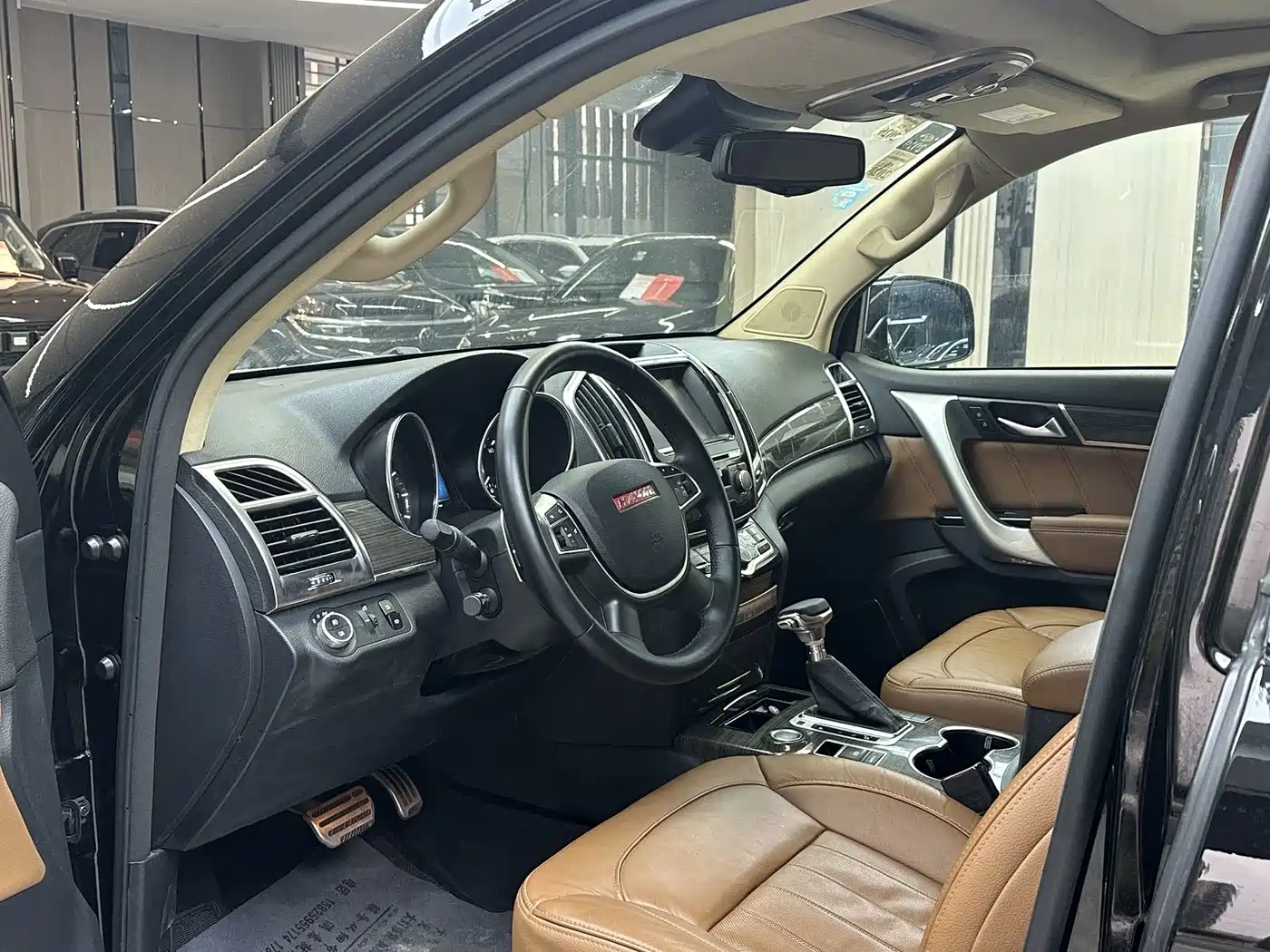 Haval H9 2015 2015 2.0T 4WD Luxury 7-Seater