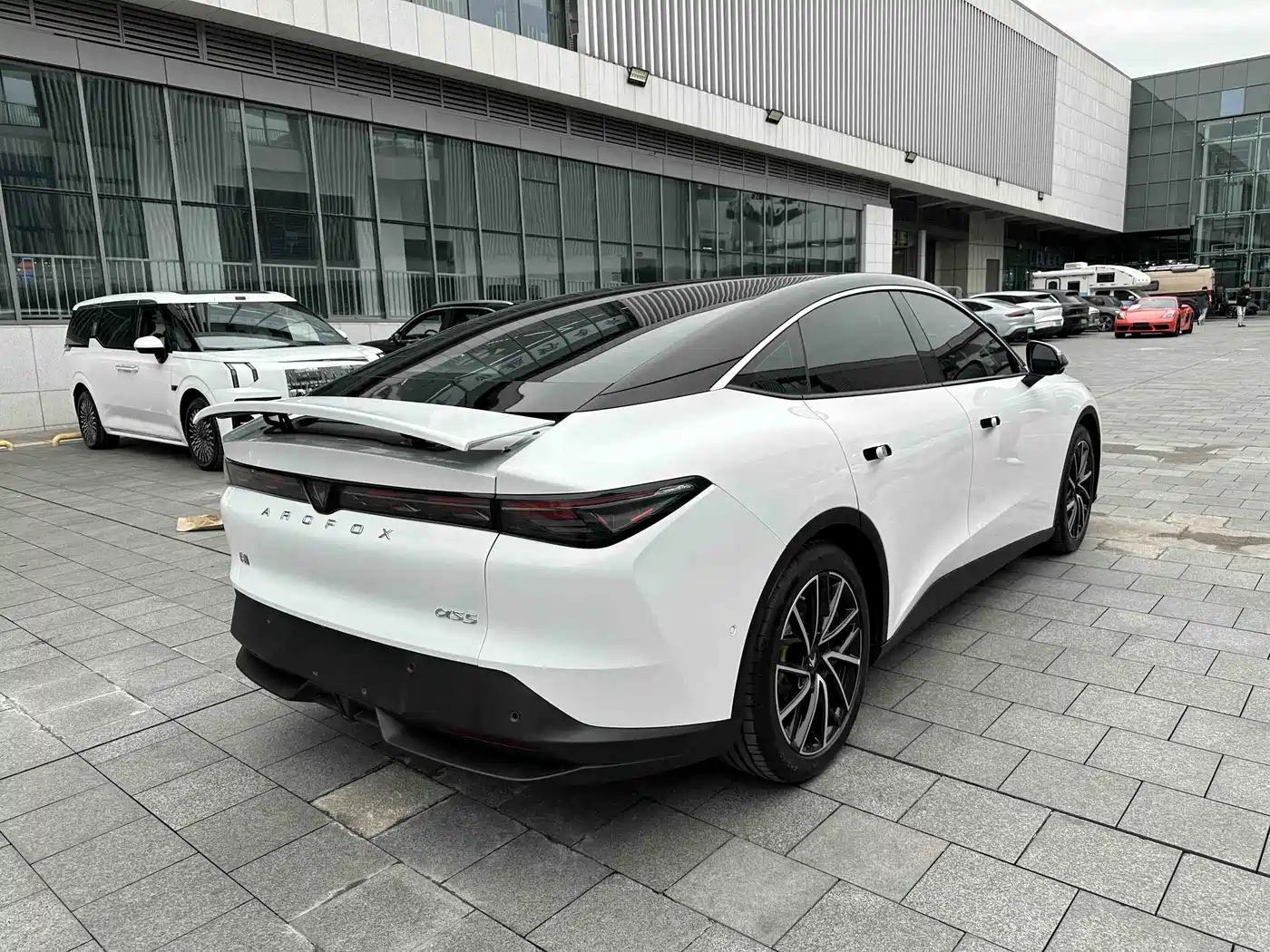 ARCFOX EXTREME FOX POLAR FOX ALPHA S5