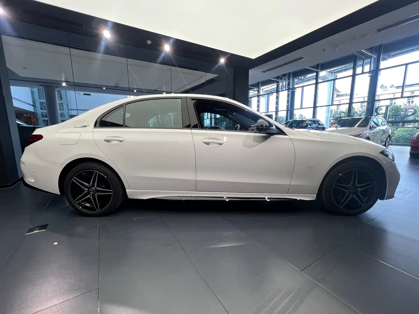 Mercedes-Benz C-Class 2024 C 260 L Night Edition Sport фото 7