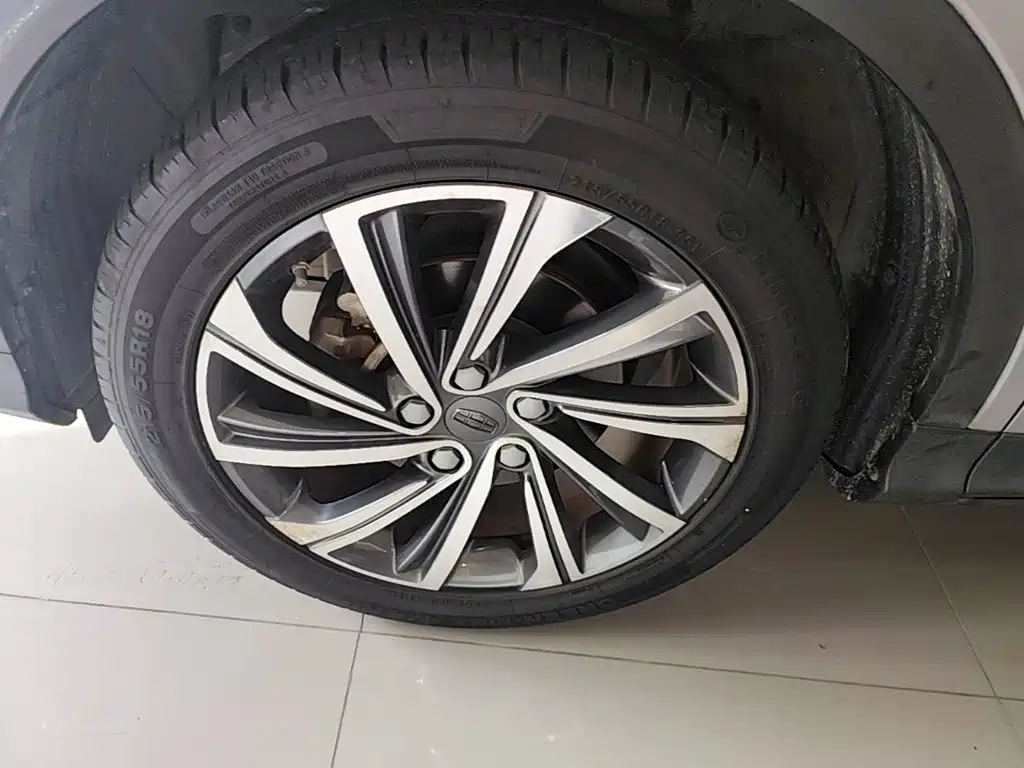 Geely Coolray 2019 2019 260T DCT Ranger China V