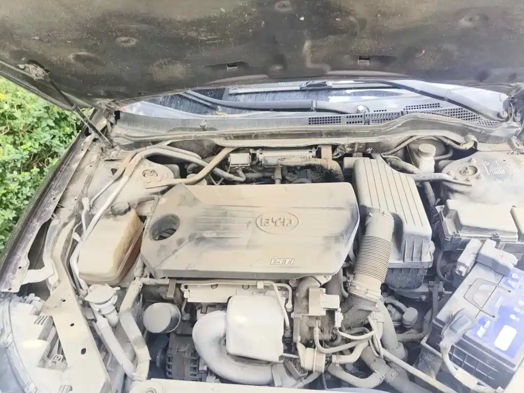 BYD Surui 2014 2013 1.5TI Manual Premium