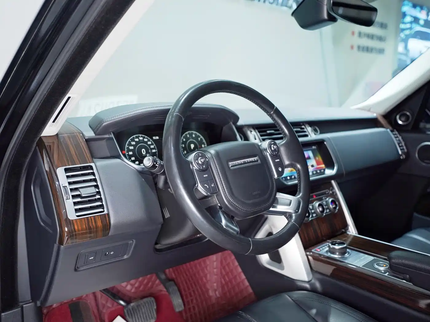Land Rover Range Rover 2017 3.0 SC V6 Vogue фото 10