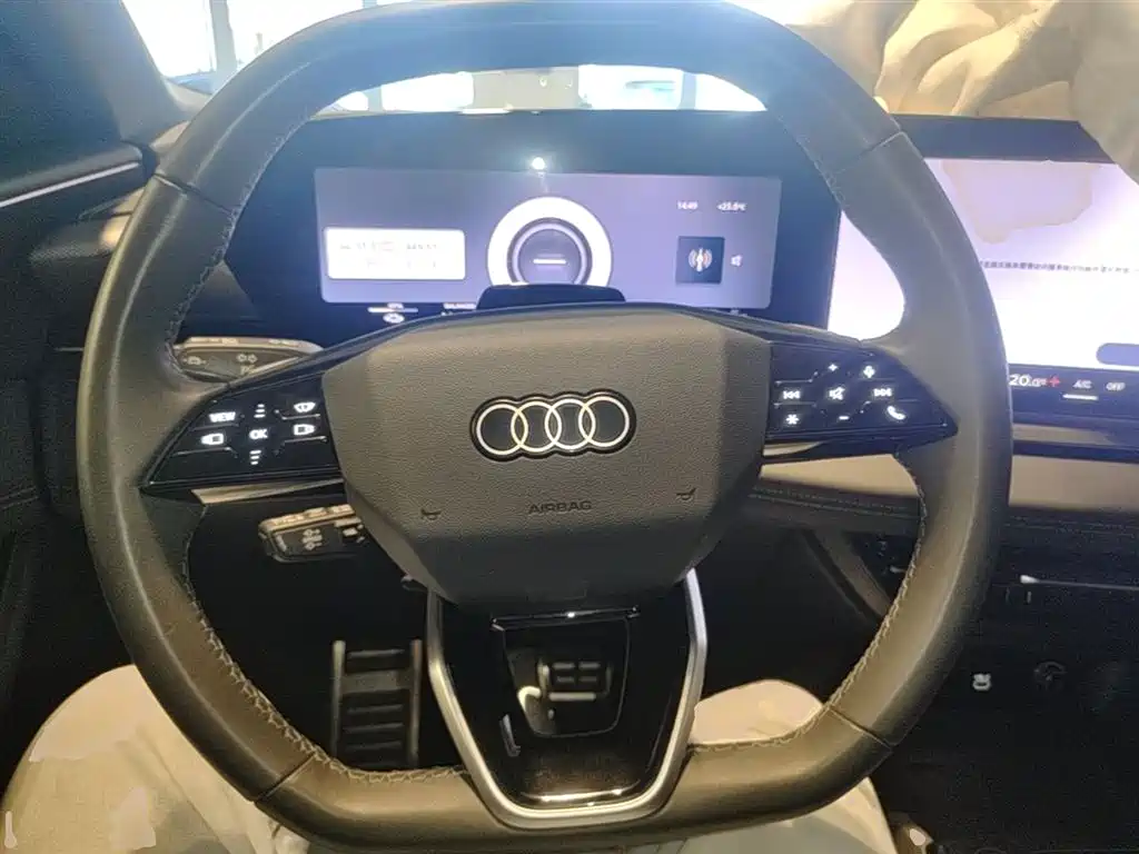 Audi Q6L e-tron 2025 Model Pioneer Edition фото 11