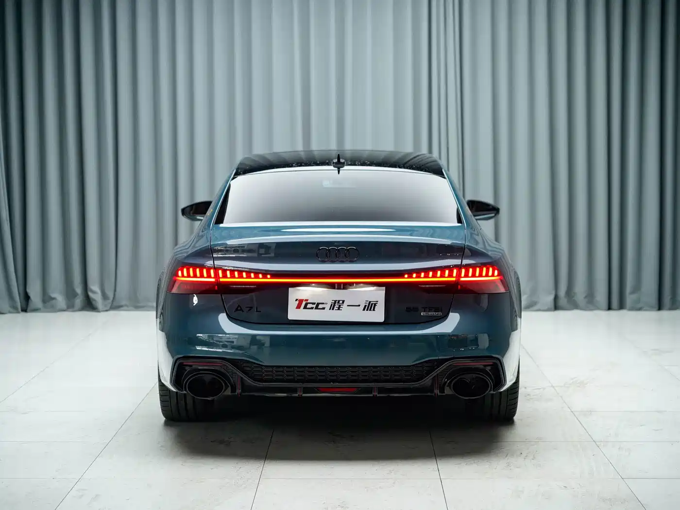 Audi A7L 2022 2022 55 TFSI quattro S-line edition one Pioneer Edition