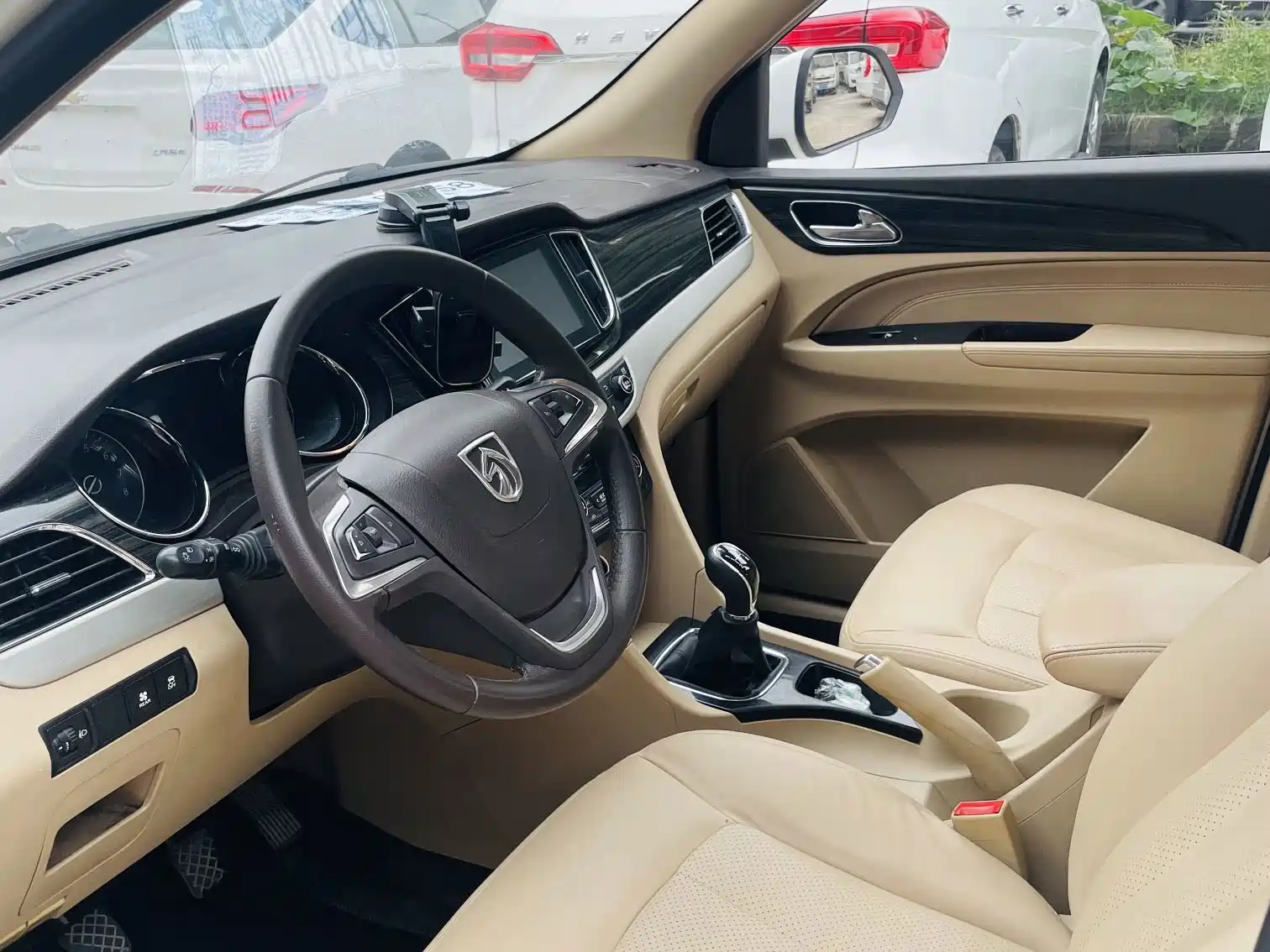 Фото 7 - Baojun 730