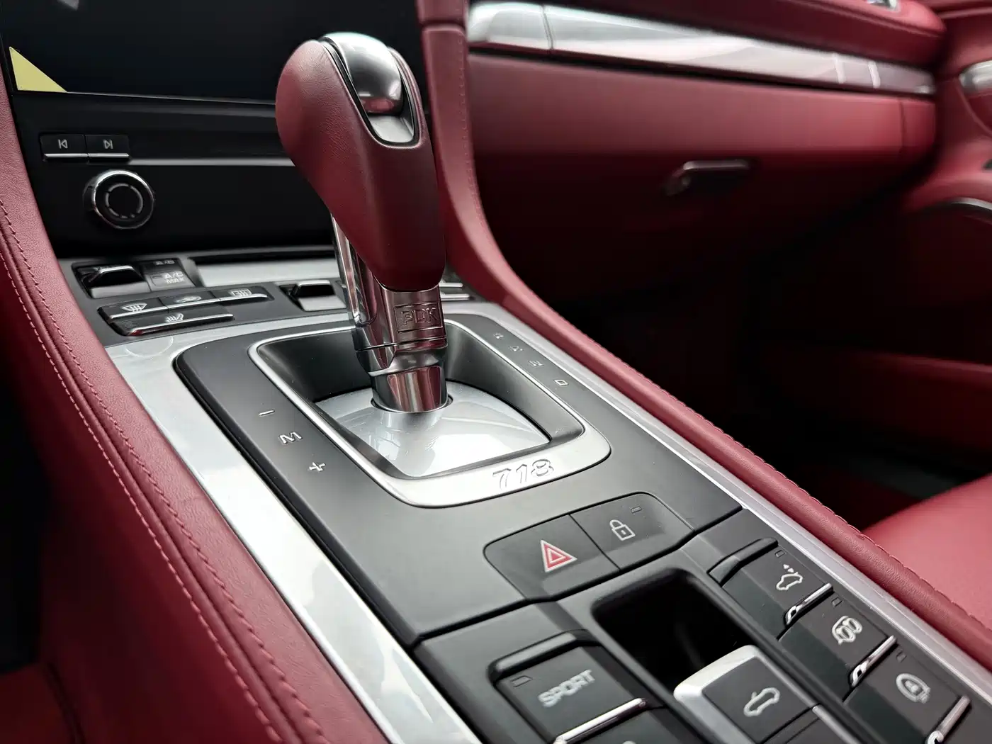 Porsche 718 2025 2022 Boxster 2.0T